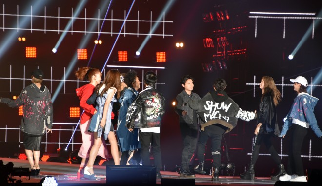 �wRakuten GirlsAward 2019 SPRING�^SUMMER�x�iC�jORICON NewS inc.