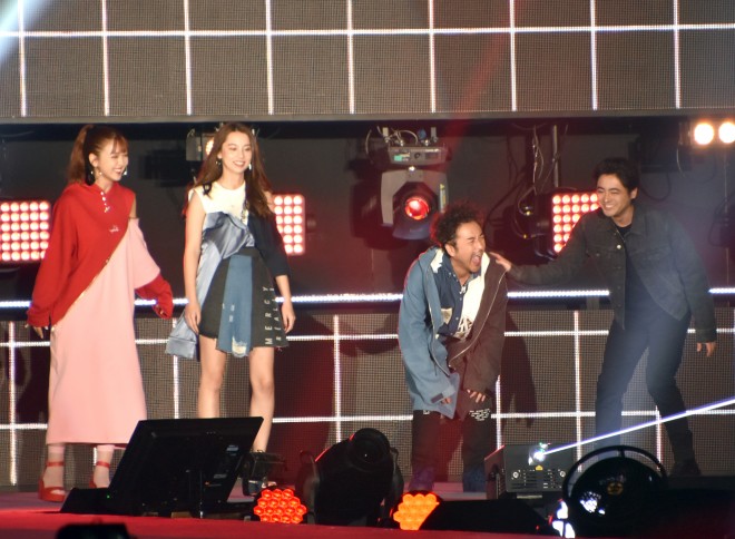 �wRakuten GirlsAward 2019 SPRING�^SUMMER�x�iC�jORICON NewS inc.