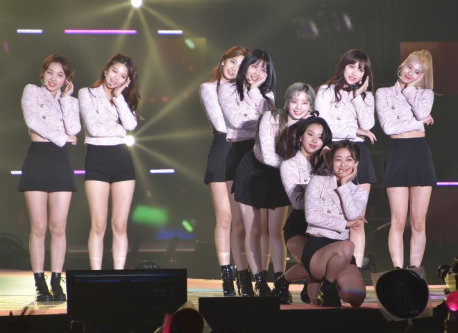 �wRakuten GirlsAward 2019 SPRING�^SUMMER�x�iC�jORICON NewS inc.