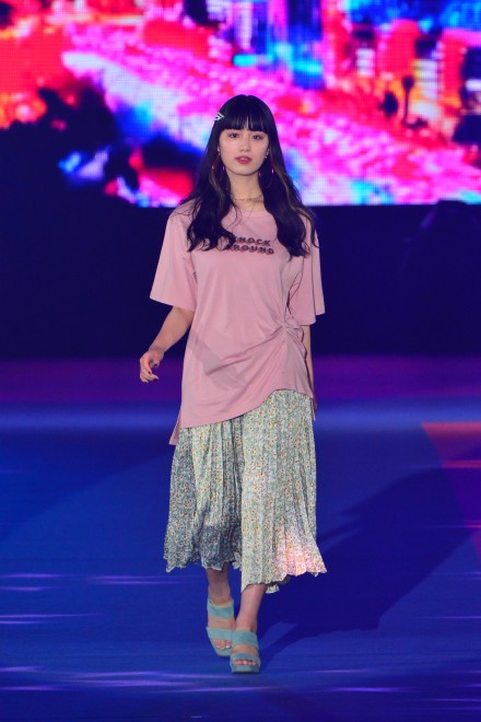 �iC�jRakuten GirlsAward 2019 SPRING�^SUMMER