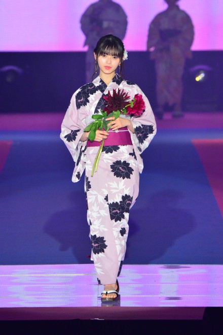 �iC�jRakuten GirlsAward 2019 SPRING�^SUMMER