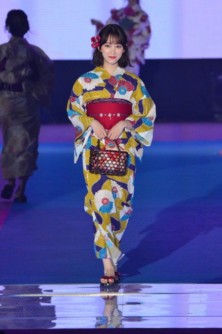 �iC�jRakuten GirlsAward 2019 SPRING�^SUMMER