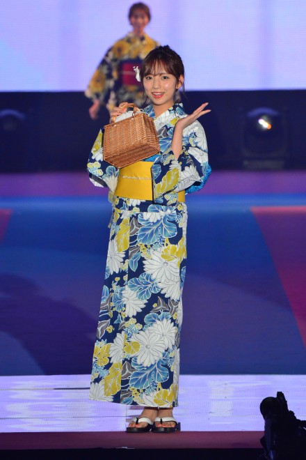�iC�jRakuten GirlsAward 2019 SPRING�^SUMMER