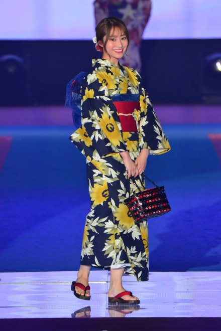 �iC�jRakuten GirlsAward 2019 SPRING�^SUMMER