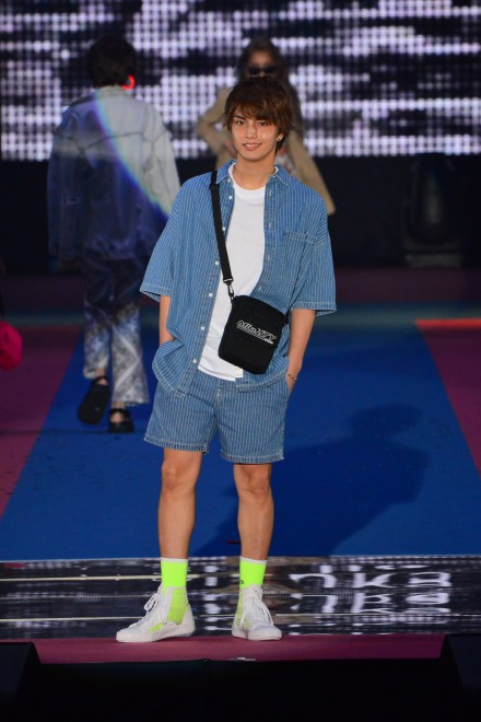 �iC�jRakuten GirlsAward 2019 SPRING�^SUMMER