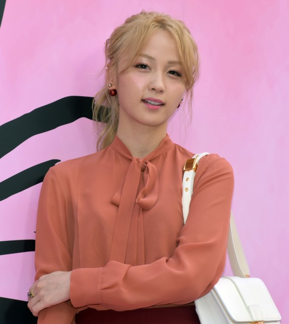 w~X fBI[WxɗꂵDream Ami