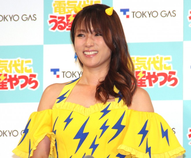 KX̐VCMɃƂďo[cq iCjORICON NewS inc.