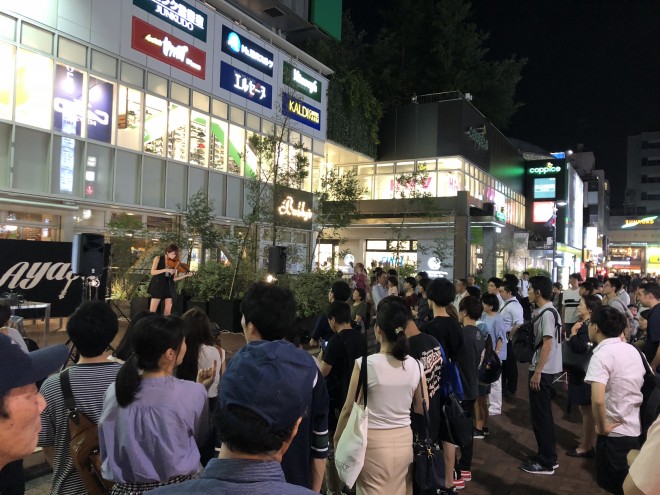 �g�ˎ��Ŗ�O���C�u���J��Ayasa