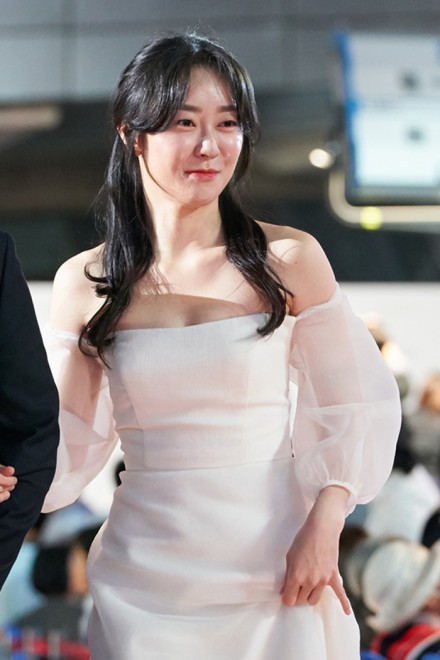 w24񊘎RۉfՁxbhJ[ybgɓoꂵD