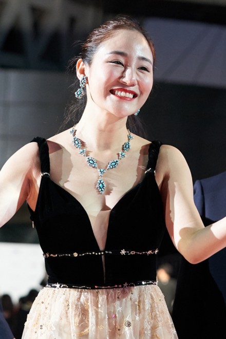 w24񊘎RۉfՁxbhJ[ybgɓoꂵD