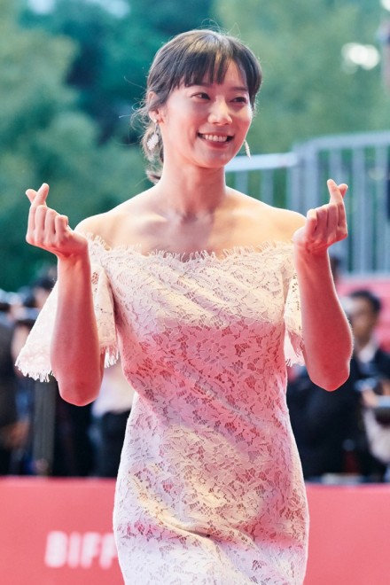 w24񊘎RۉfՁxbhJ[ybgɓoꂵD