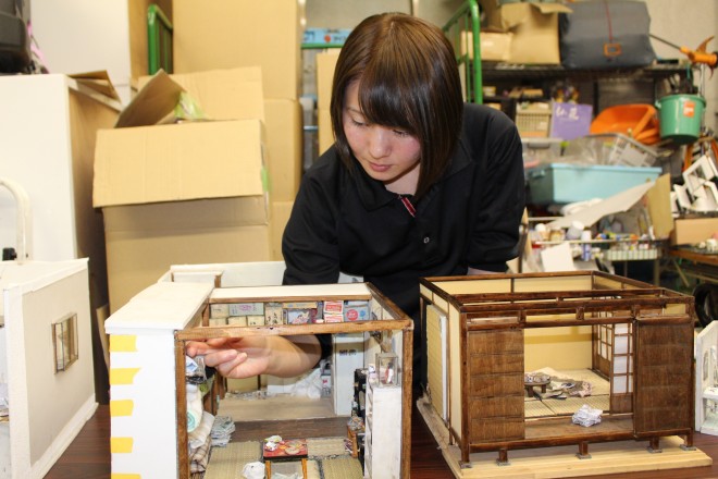 �������H����