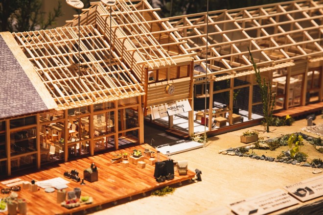 �iC�jTOSHIYUKI TOGASHI