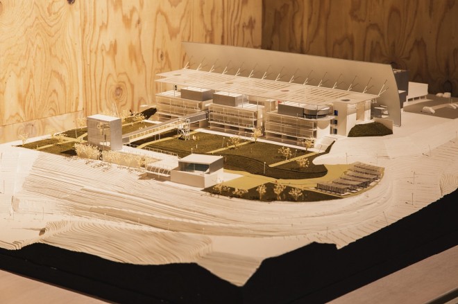 �iC�jTOSHIYUKI TOGASHI