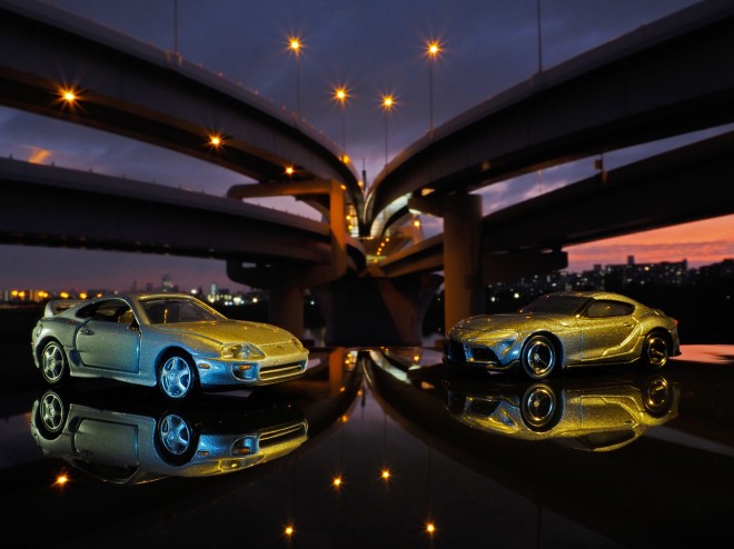 �~�j�J�[�����A���ɎB�e