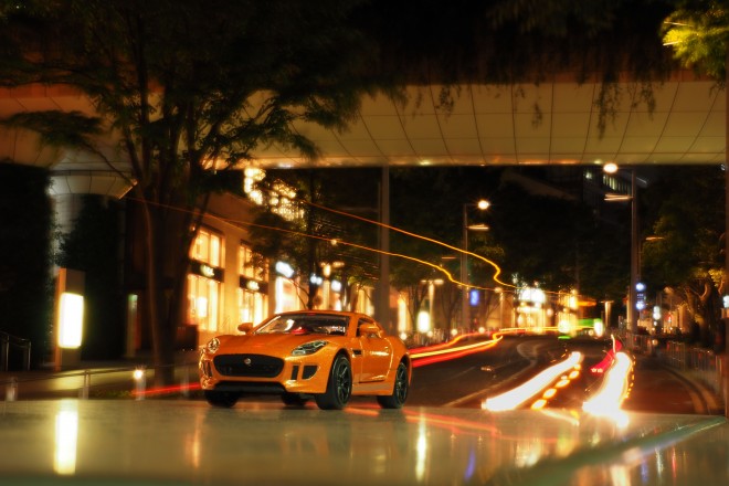 �~�j�J�[�����A���ɎB�e