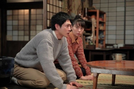 �A���e���r�����w�X�J�[���b�g�x��11�T�E��65����B�u����q����ƌ��������Ă��������v�Ə펡�ɓ��������锪�Y�i���������j�iC�jNHK