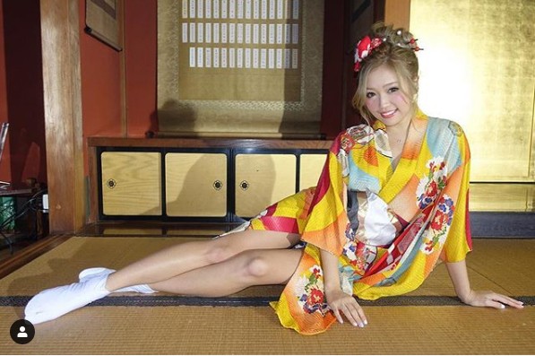 CYBERJAPAN DANCERS��KAZUE