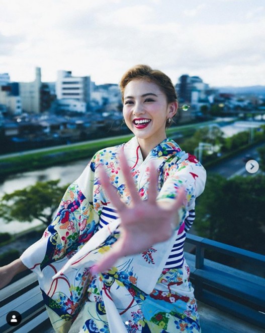 CYBERJAPAN DANCERS��KAREN