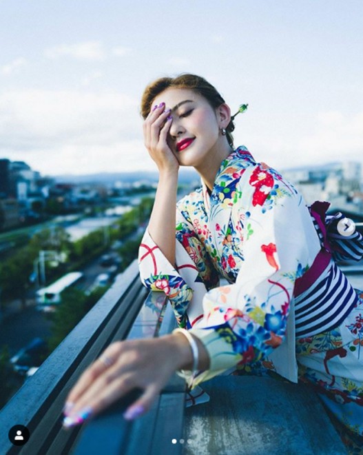 CYBERJAPAN DANCERS��KAREN