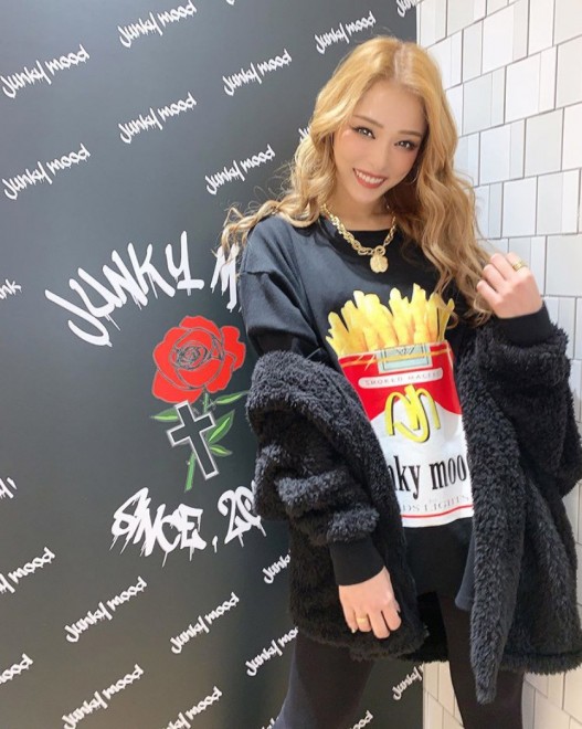 CYBERJAPAN DANCERS��RIRI