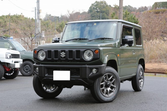 �A�s�I�Ŏ肪�����J�X�^���W���j�[