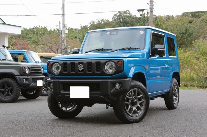 �A�s�I�Ŏ肪�����J�X�^���W���j�[