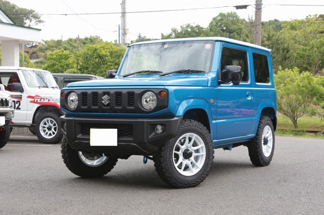 �A�s�I�Ŏ肪�����J�X�^���W���j�[