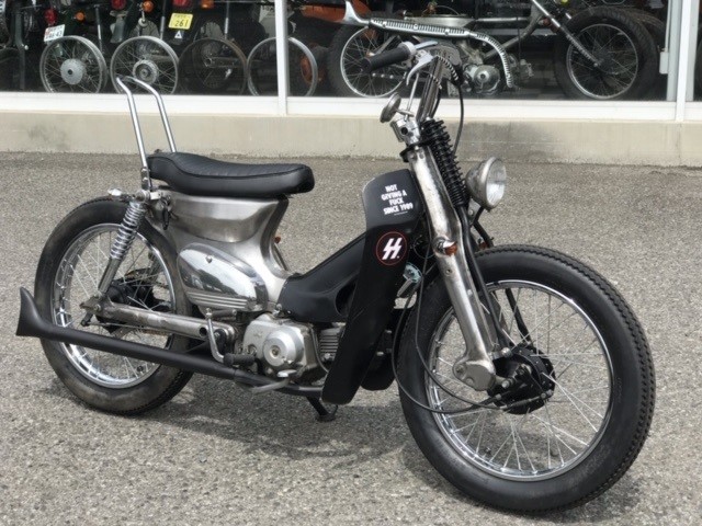 GARAGE521���肪�����J�X�^���J�u