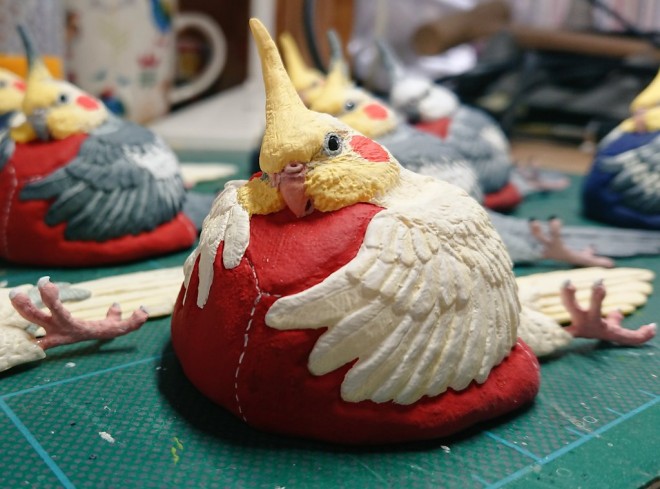 �I�J���C���R���_���ɂ���\�t�@�H