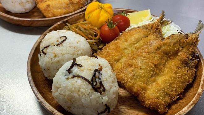 �i�摜�񋟁F���䂳��j