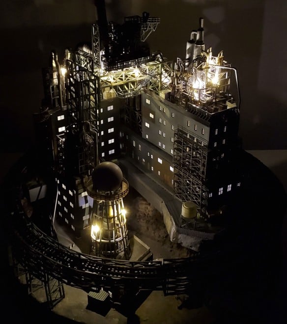 おたふく風邪がきっかけでジオラマの世界へ キット不使用手作りで