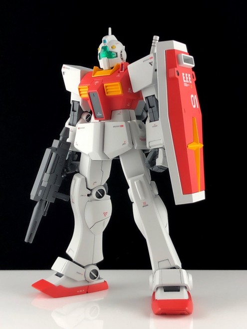 ���f���[�E��ێ�����u�W���v