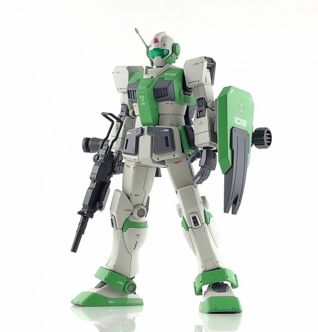 ���f���[�E��ێ�����u�W���v