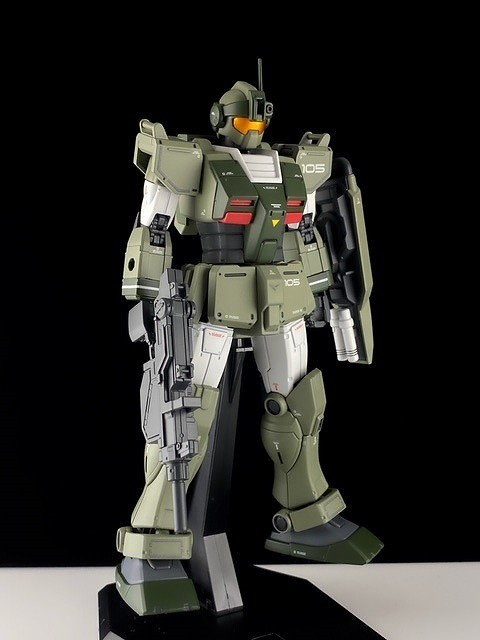 ���f���[�E��ێ�����u�W���v