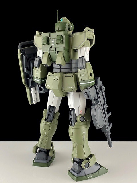 ���f���[�E��ێ�����u�W���v