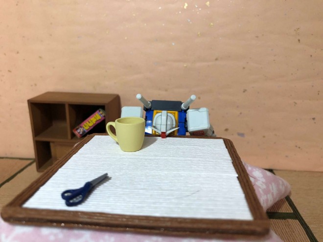 �R�^�c�ŐQ��ƕ��ׂЂ���@1/4��