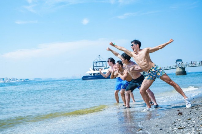 �C�Ɍ������āu�o�J�����[�v�Ƌ��ԃ}�b�`������