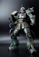 モビルスーツの生みの親・大河原邦男デザインのザクをガンプラで