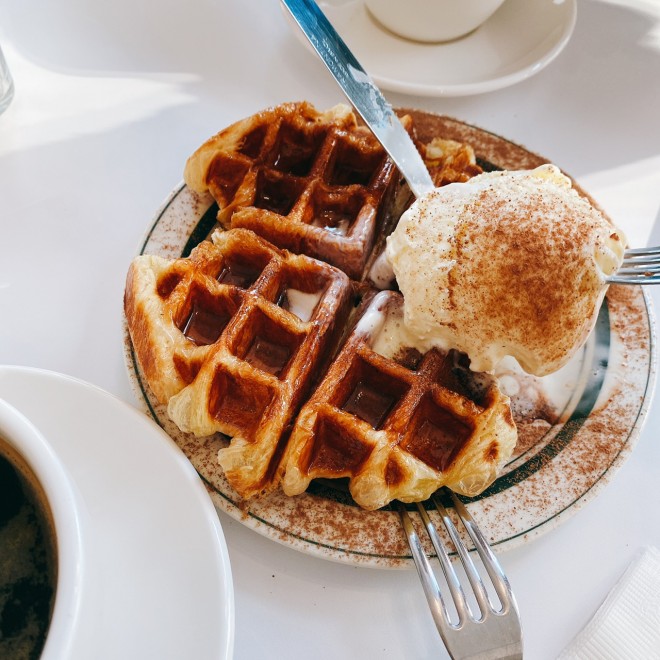 �B�e�F�񖓈��q