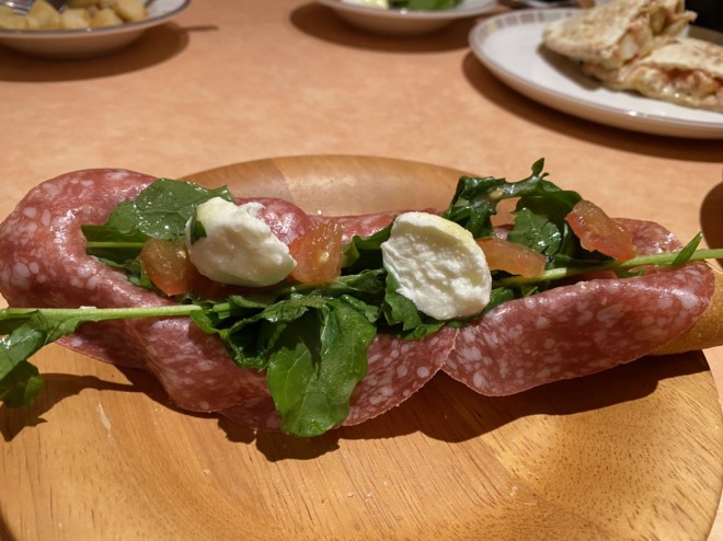 ~jtBZɉƃI[uICӂ肩AtbVg}gƃbcAAT~񂾁upj[jv