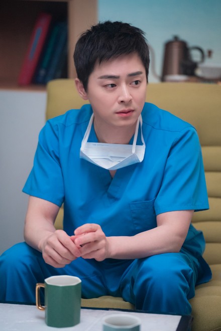 Netflix�I���W�i���V���[�Y�w������t�����x�V�[�Y��1�`2�Ɛ�z�M��