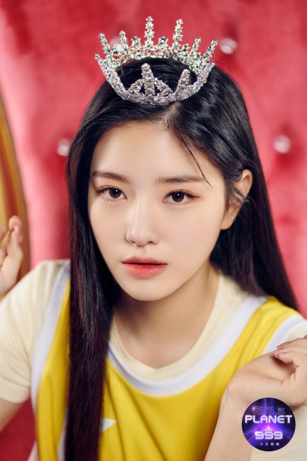 �C�E�i�����^LEE RA YEON