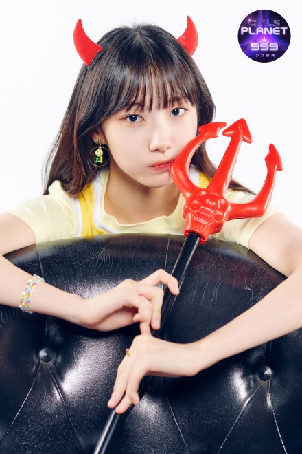 �\�E�����E���^SEO YOUNG EUN