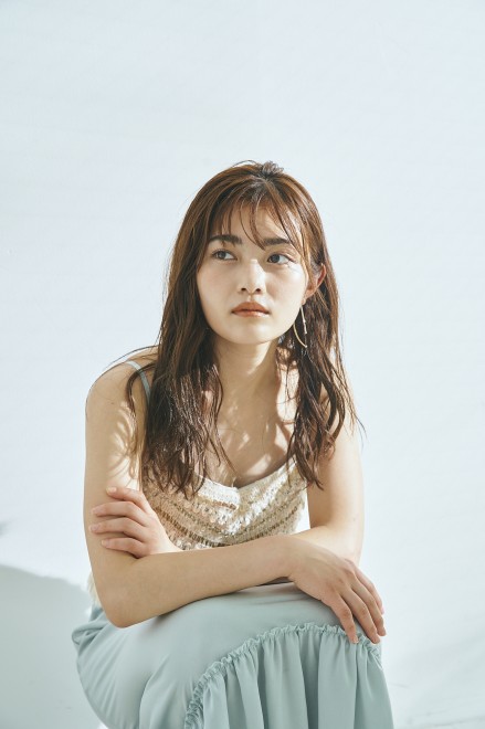 井上咲楽 ポストカード・チェキセット 画像・写真 | 井上咲楽ファーストフォトブック『さよならMAYUGE
