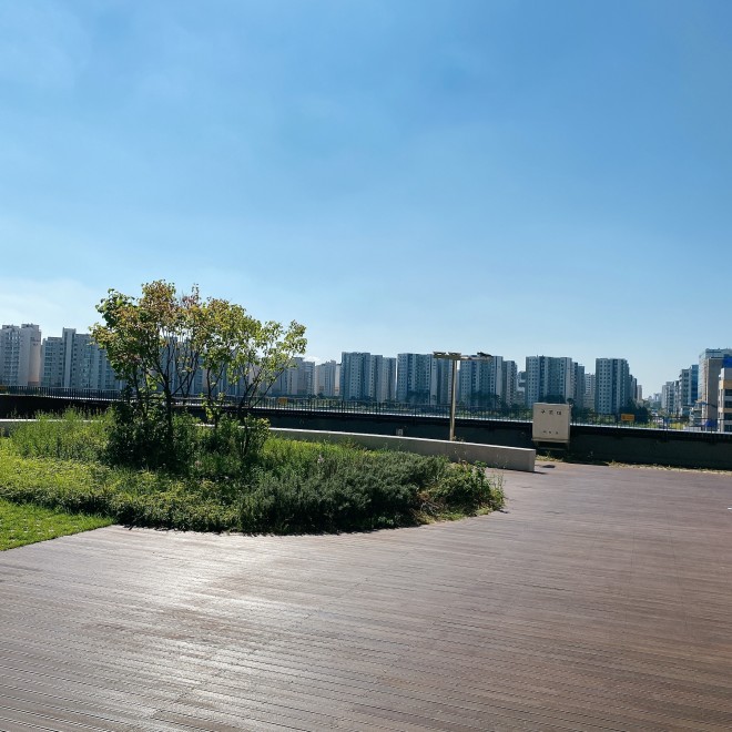 �V�[�Y��1��3�b�ŃC�N�W�����ƊC�O�ɏZ�ލȂ̃w�W��������b����V�[��