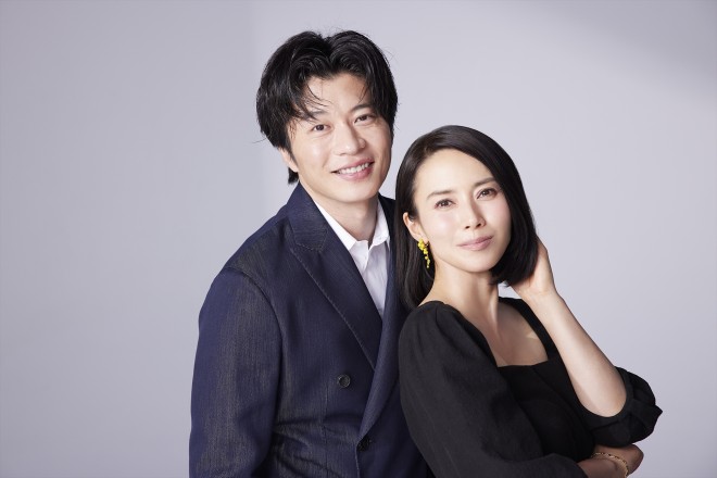 総理の夫☆プレスシート☆田中圭 中谷美紀 田中圭×中谷美紀が絵画になった!? 映画『総理の夫』“革命