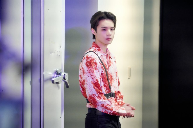 VICTOÑCEZW@iCj2021. CUBE ENTERTAINMENT. All Rights Reserved.