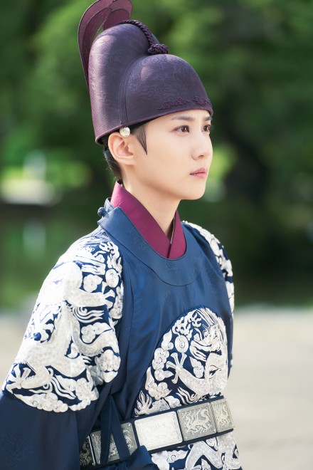 Netflix�V���[�Y�w����x�Ɛ�z�M�� 