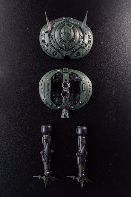 418円の『ビグ・ザム』が驚きの大変身「旧キットは真っ白な